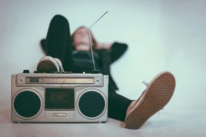 escucha activa canciones
