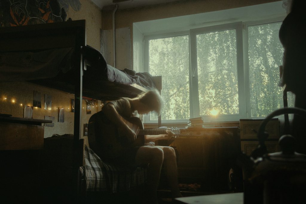 solo escribes canciones y quieres que se escuchen