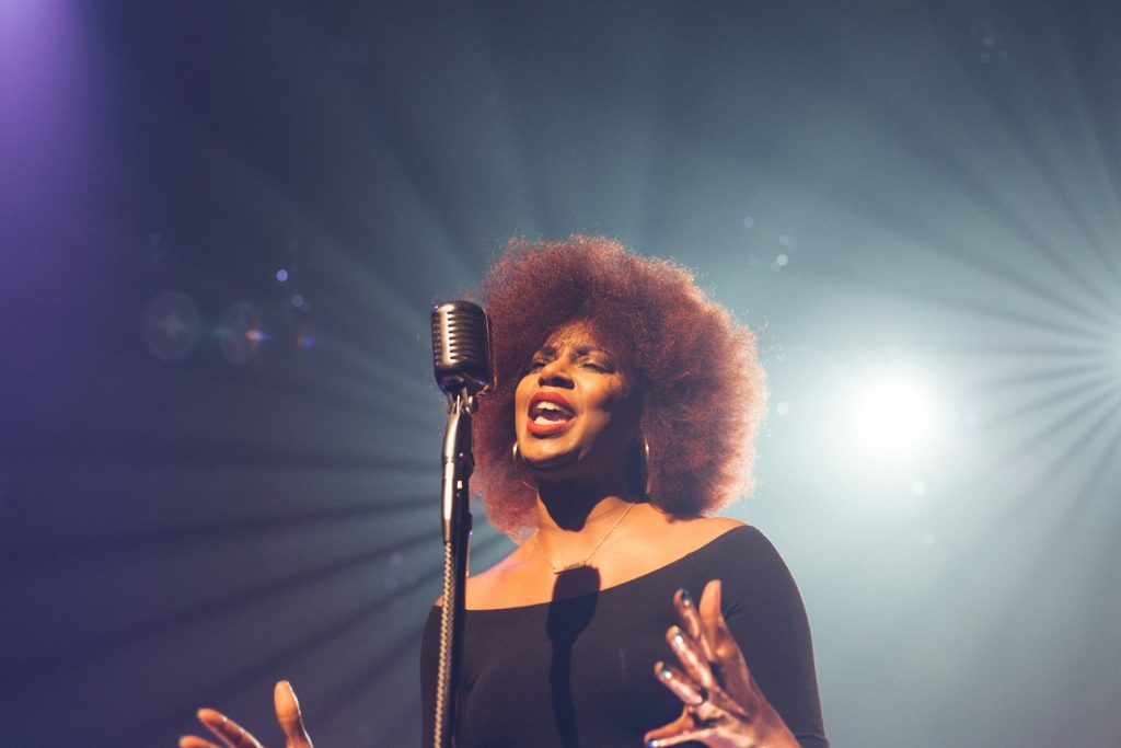 La interpretacion vocal en las canciones